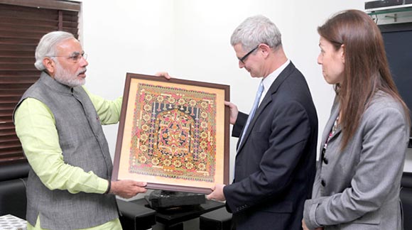 Modi with Israeli Ambassador to India Alon Ushpiz