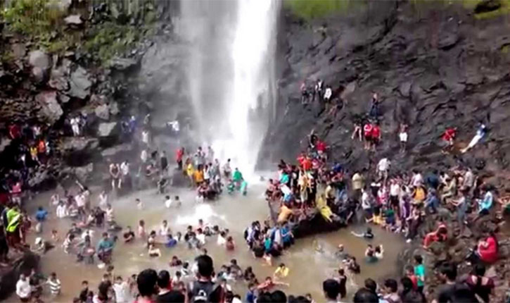 Pandavkada Waterfall