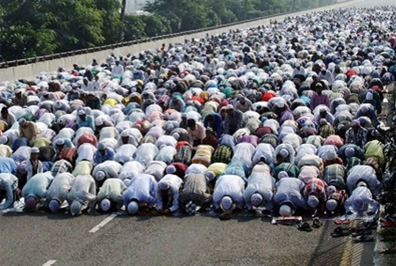 Namaz Ban