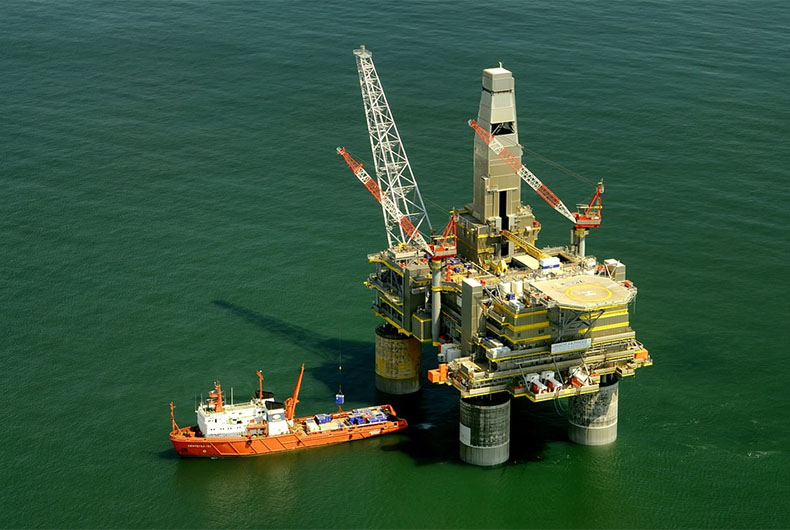 Plastic to Oil Conversion