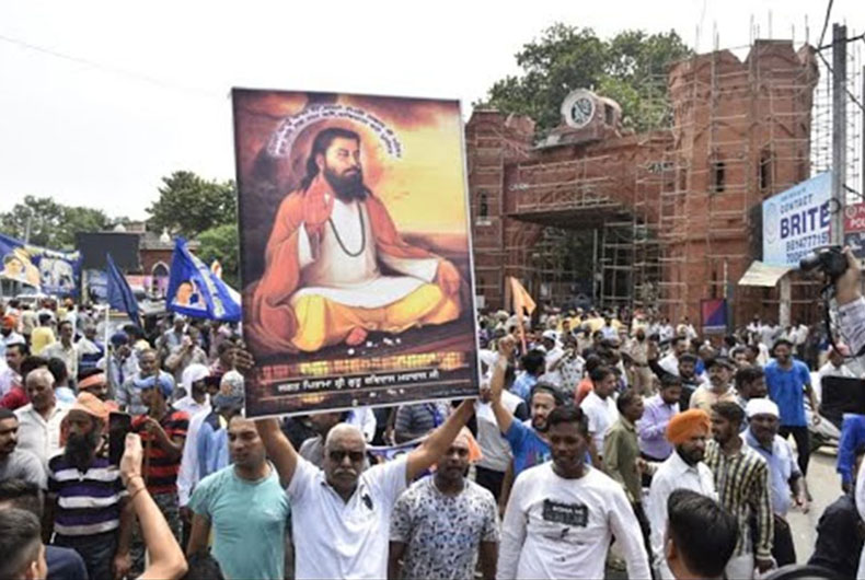 Ravidas Temple Muslim March