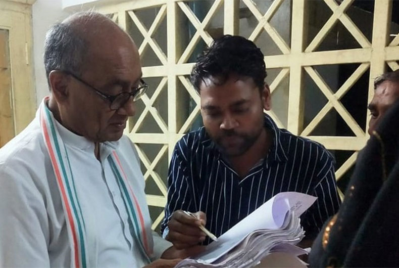 Digvijay Singh and ISI Agents