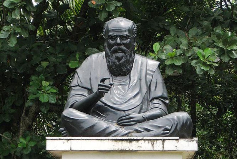 Periyar Statue Desecrated