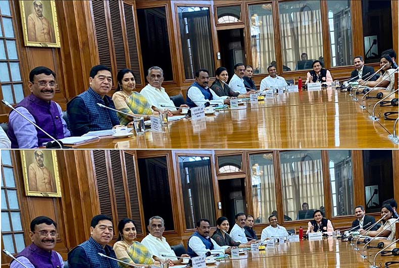 Parl Committee on Information Technology