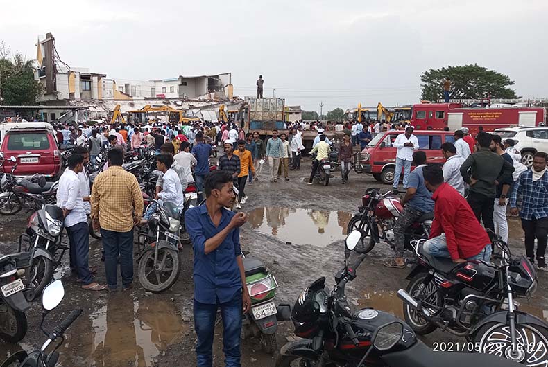 Malegaon Hotel Collapsed