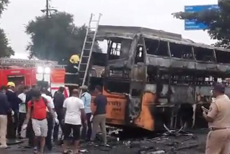 Yavatmal to Mumbai bus rams into truck near Nashik, 10 killed