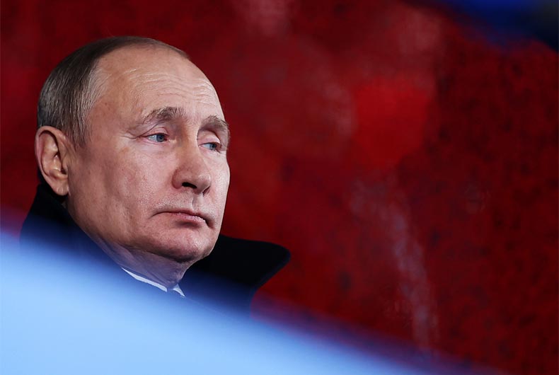 Russians fear 'frustrated' Putin may resort to nuclear show of force