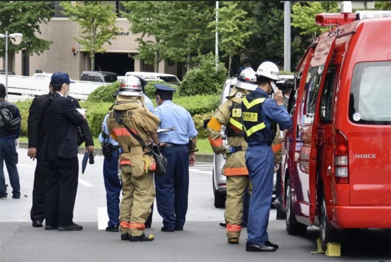 Opposing state funeral to Abe, man sets himself afire near Japan PM office
