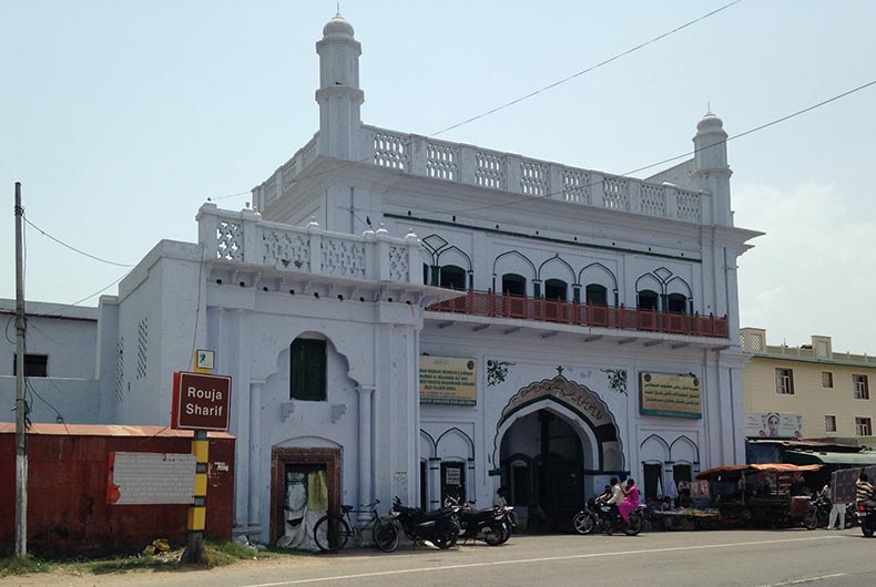 Govt departments, politicians among encroachers of Waqf lands in Punjab