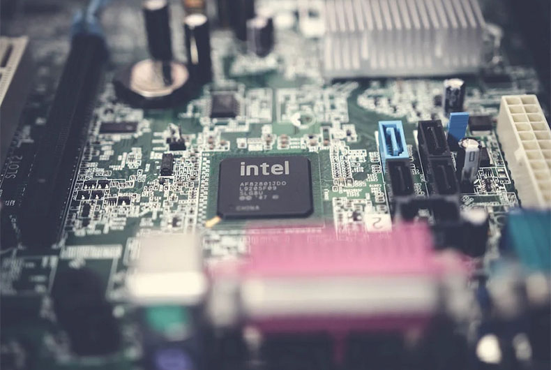 Intel, ARM to jointly manufacture low power SoCs