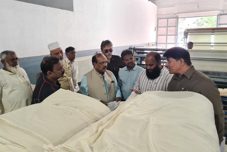 Feroze Ansari in Malegaon Textile Park