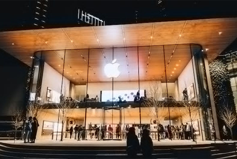 Apple paid $320 bn to developers on App Store since 2008