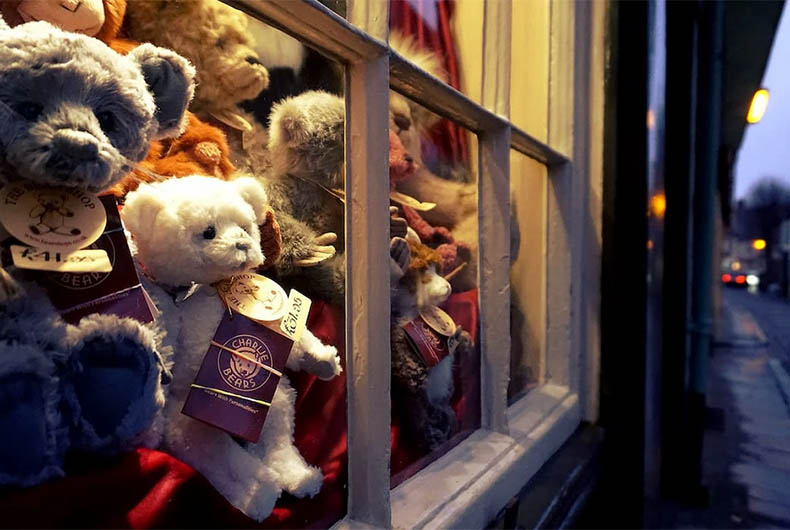 Norms Violation | Over 18K toys from Hamleys, Archies stores seized