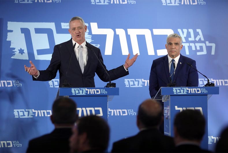 Netanyahu urged to halt judicial reform, open talks with opposition