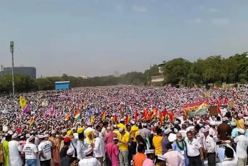 Ramlila Maidan reverberates with slogans demanding Old Pension Scheme