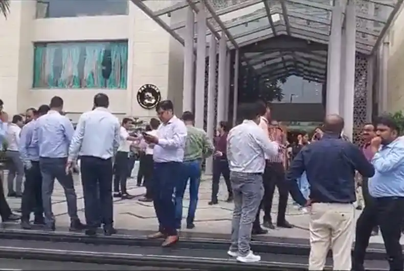 Amid earthquake warning in Pakistan, quake hits Nepal, tremors felt in India