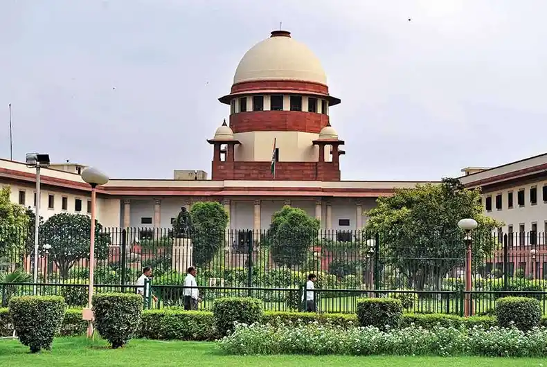'You can't defeat SC orders': CJI as Maha Speaker sits on MLAs disqualification