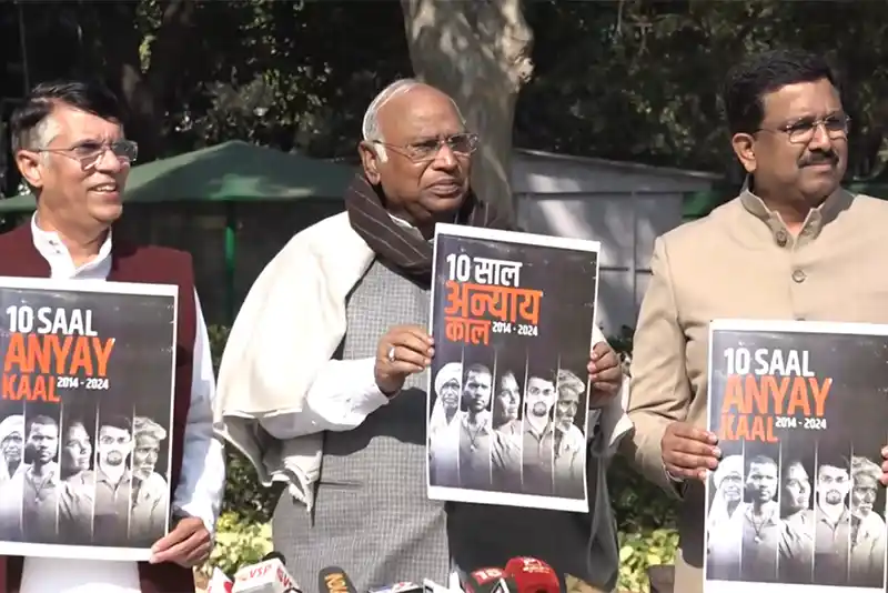 ‘Essential Commodities Prices Soaring’: Cong releases ‘black paper’ against Modi govt