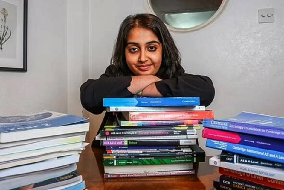 Meet Mahnoor Cheema: Student with higher IQ than Stephen Hawking