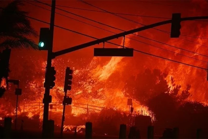 Los Angeles Fire: Death toll 16, inferno yet to be brought under control