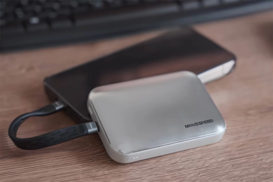 PowerDisk PD10: World's 1st portable SSD with built-in battery launched