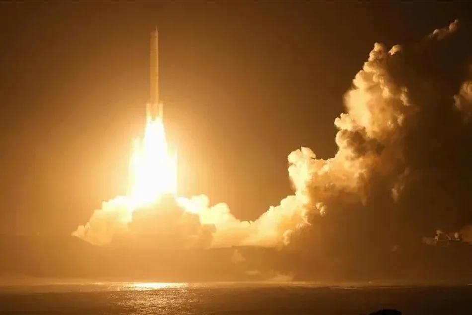 Japanese spacecraft on its way to Mars' Moon Phobos