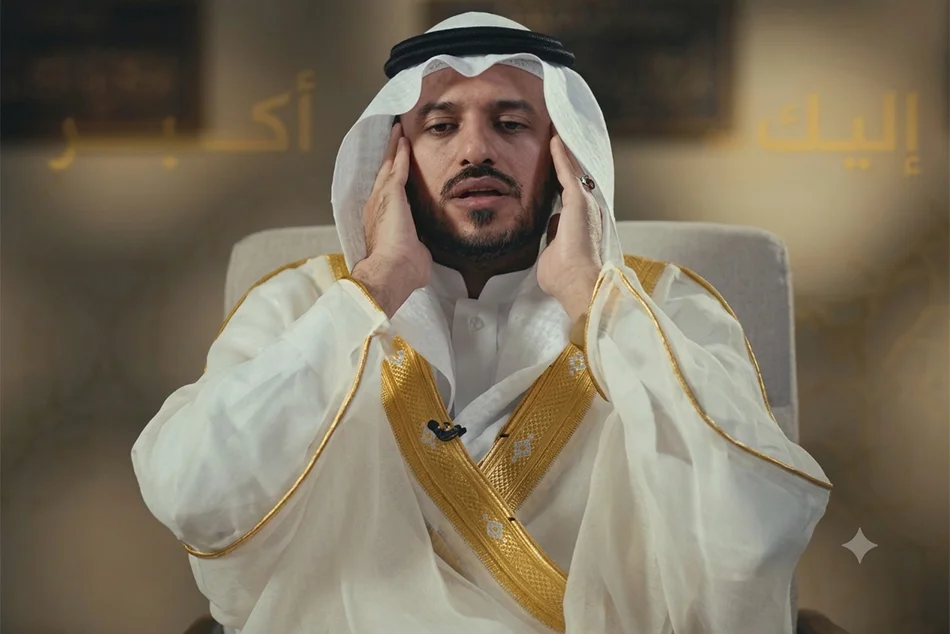 Watch: He waited 10 years to call Adhan in Masjid Nabawi. Then this happened