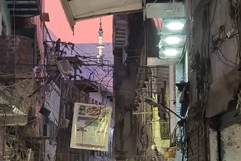 In Pictures: Setting Own Home on Fire, Cries of People as Dalmandi Bulldozed