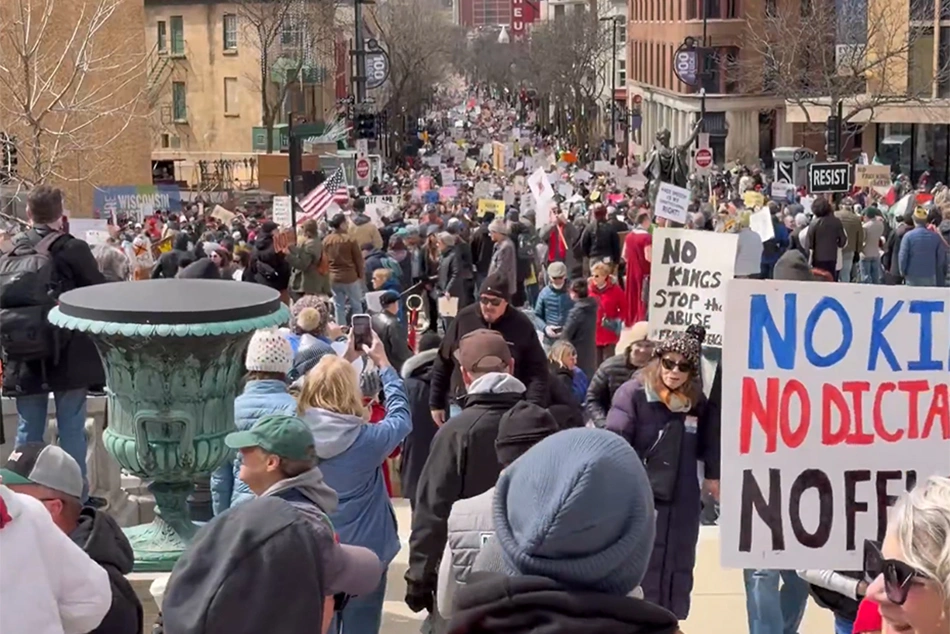 No Kings protests rock over 3,100 places in United States