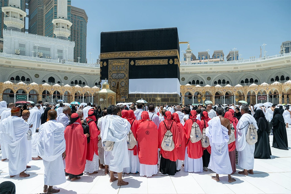 'Utter Injustice': Outrage as Modi Govt Hikes Hajj 2026 Airfare