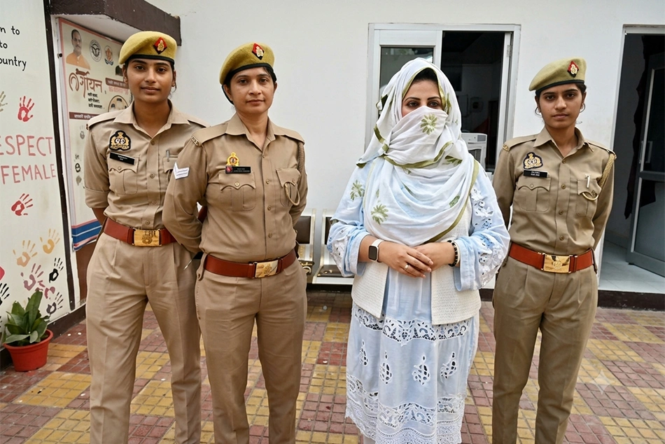Former BBC Journalist Huda Zariwala detained by UP Police